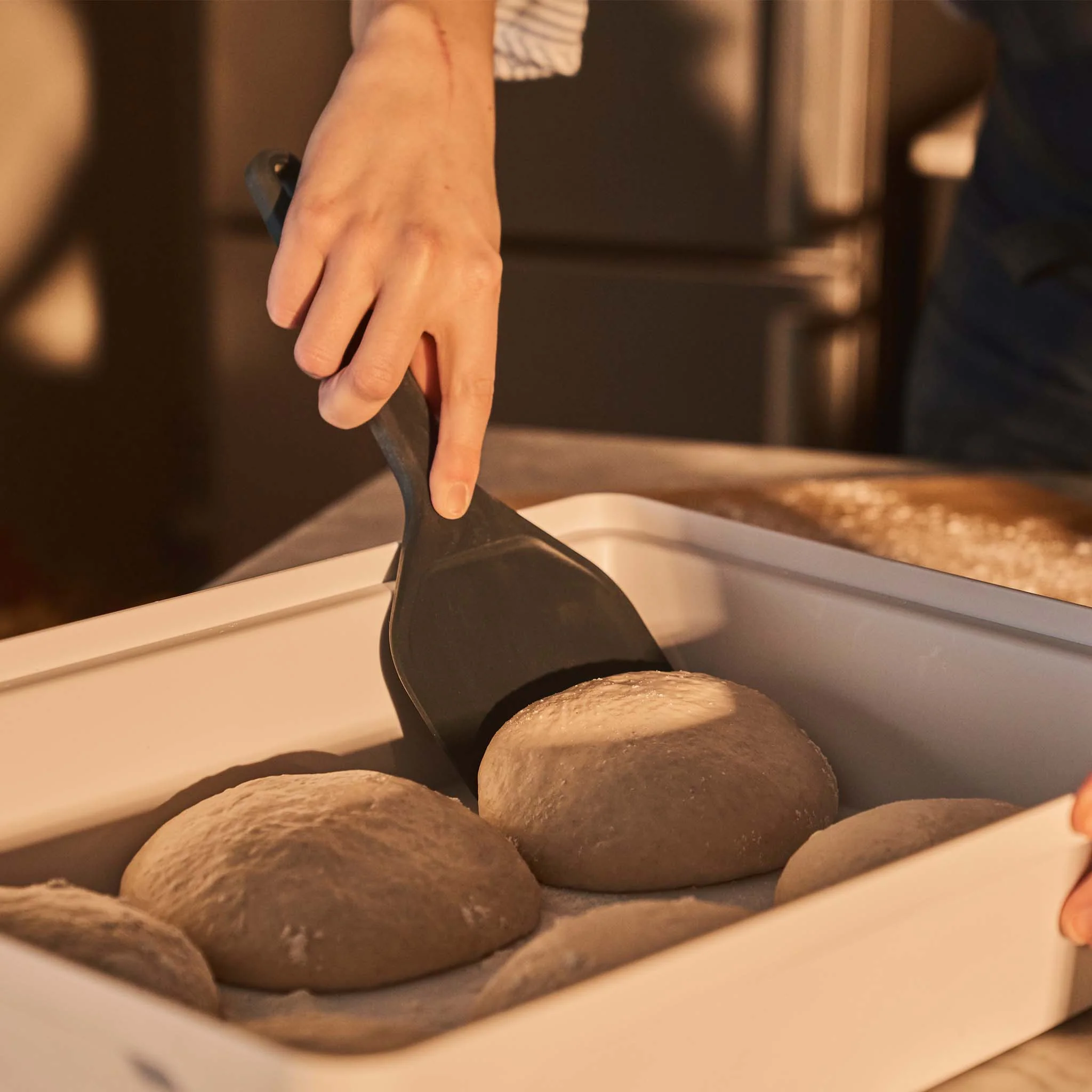Ooni Halo Pro Dough Ball Maker Bundle - Image 4